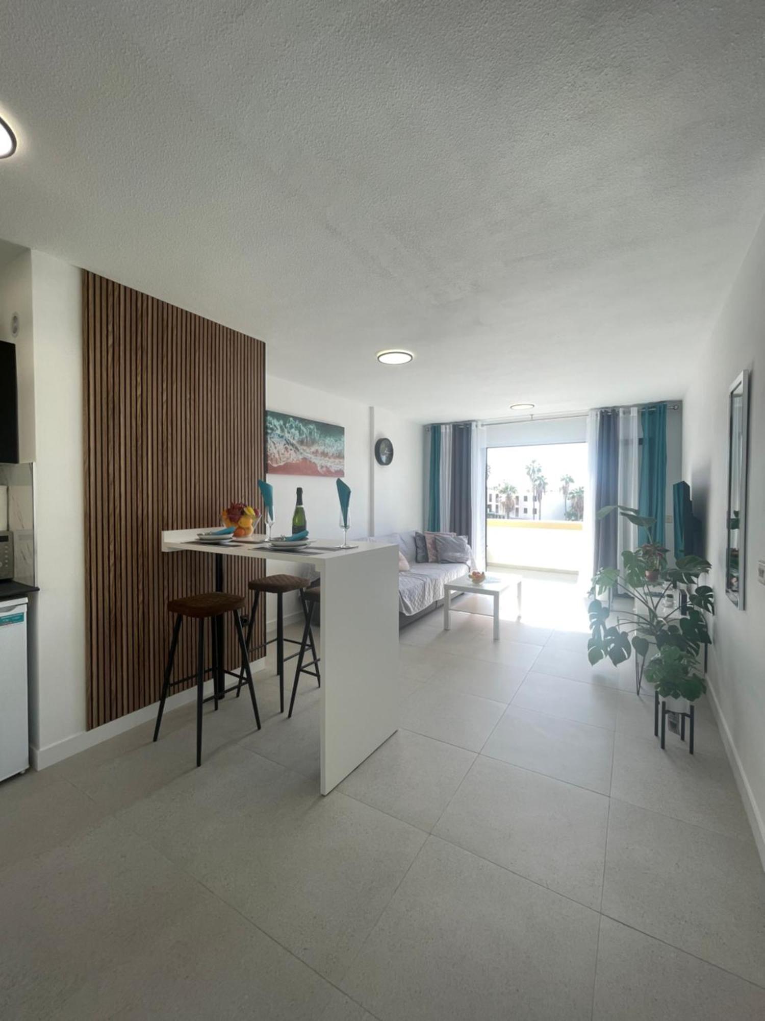 Royal View Apartment - Playa De Las Americas Eksteriør billede