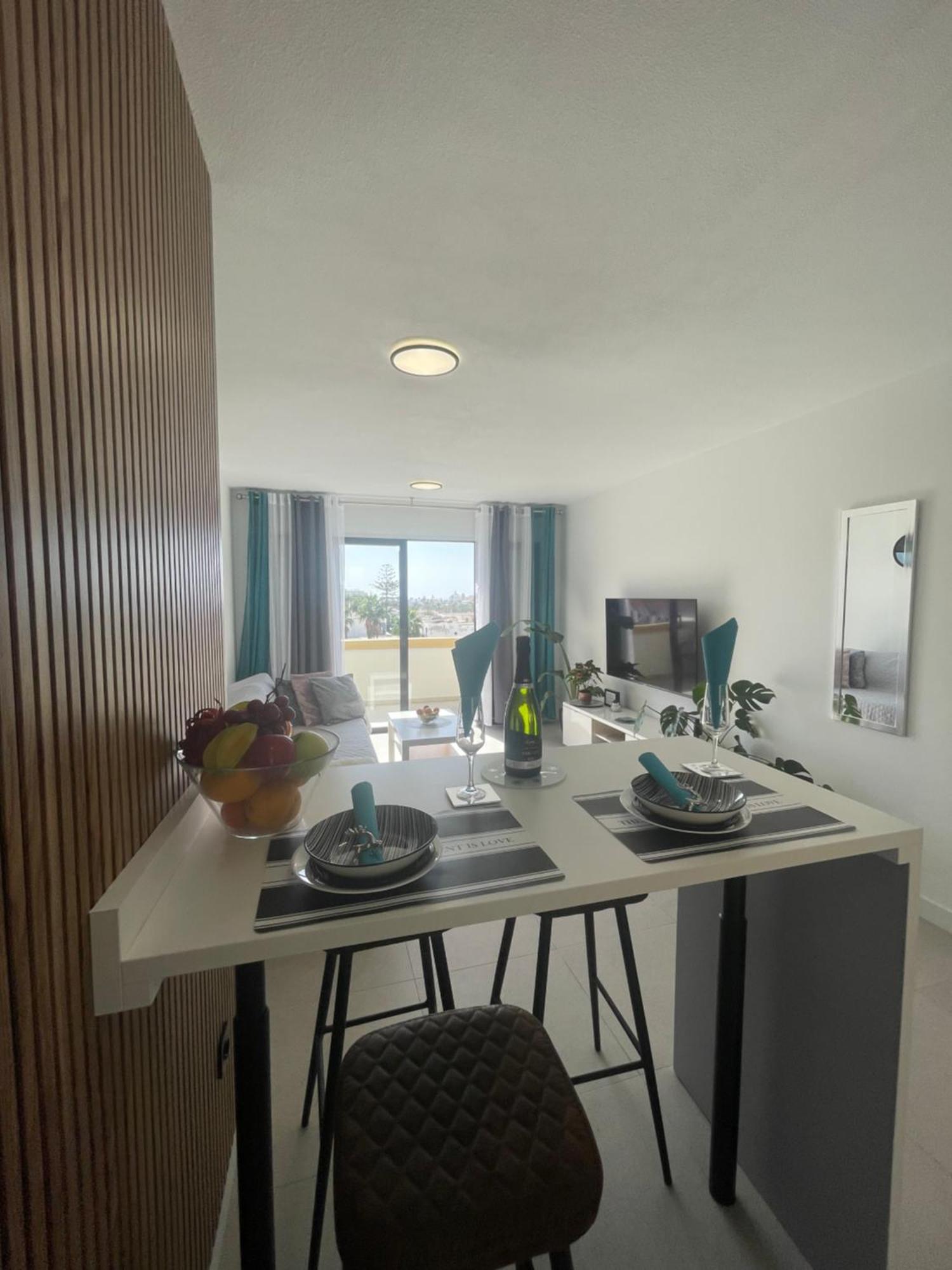 Royal View Apartment - Playa De Las Americas Eksteriør billede