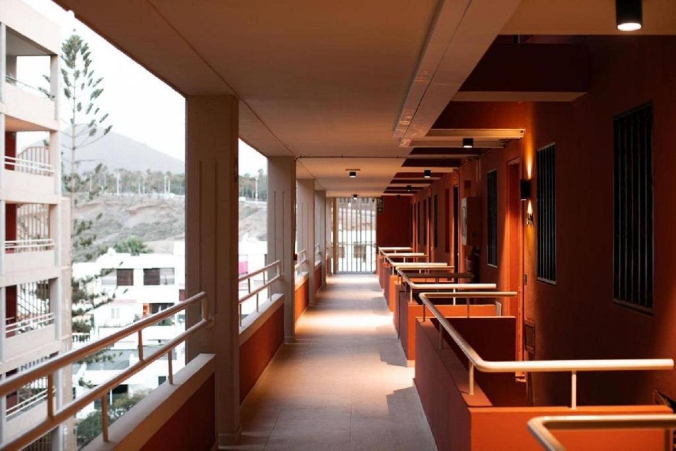 Royal View Apartment - Playa De Las Americas Eksteriør billede
